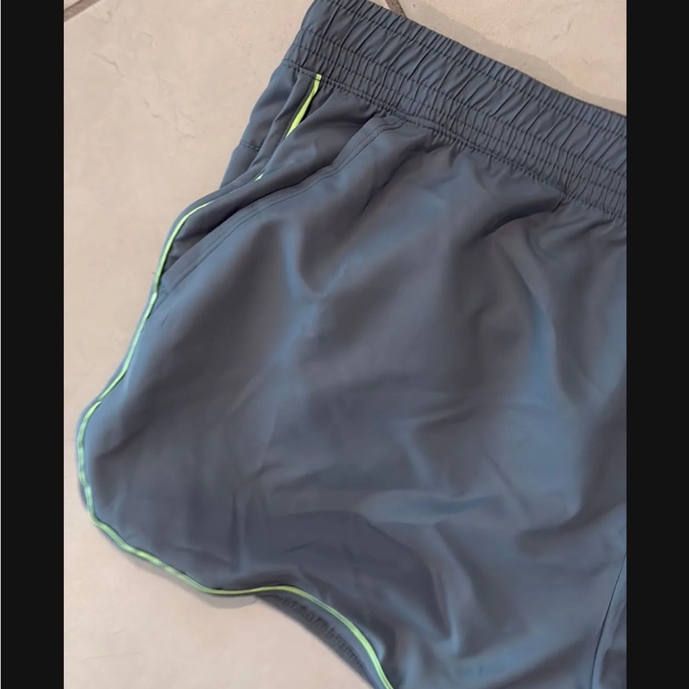 NWT athletic works 2X green shorts lined 1367 - Picture 3 of 6